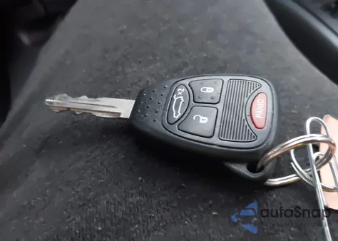 2007 Jeep Liberty Sport from USA, damaged, VIN 1J4GL48K87W661327